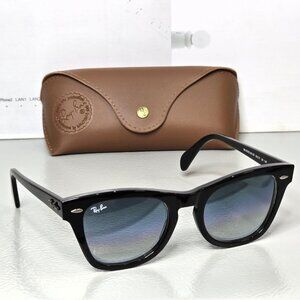 Ray-Ban rb0707s Wayfarer sunglasses